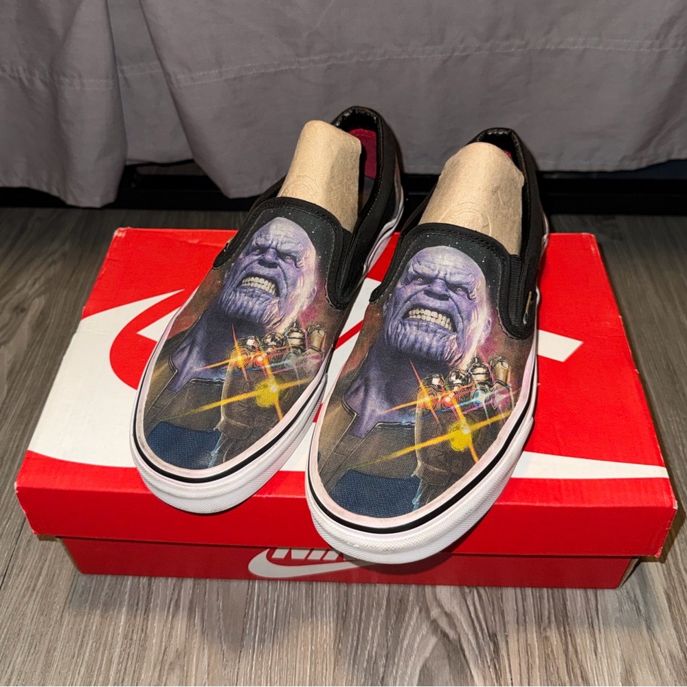 Vans x Marvel Classic Slip On Thanos Multicolor Shoes Mens Sz 8 Limited Edition